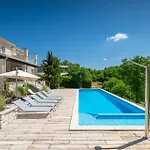 Villa Complex Barbara