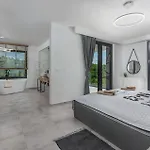 Villa Complex Barbara *