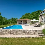Complex Barbara Vižinada